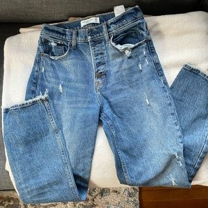 The Mom High Rise button-fly Jean 26